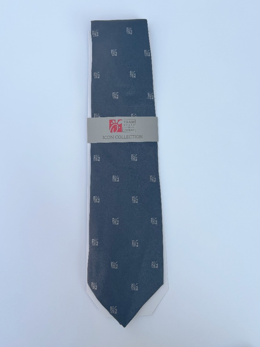 Charcoal Chick-fil-A Solid Icon Tie – New in Package